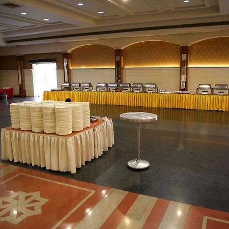 Hotel Swagath Grand Nagole Haidarábád Kültér fotó