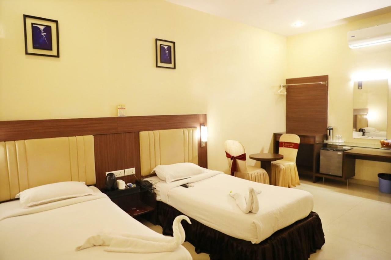 Hotel Swagath Grand Nagole Haidarábád Kültér fotó