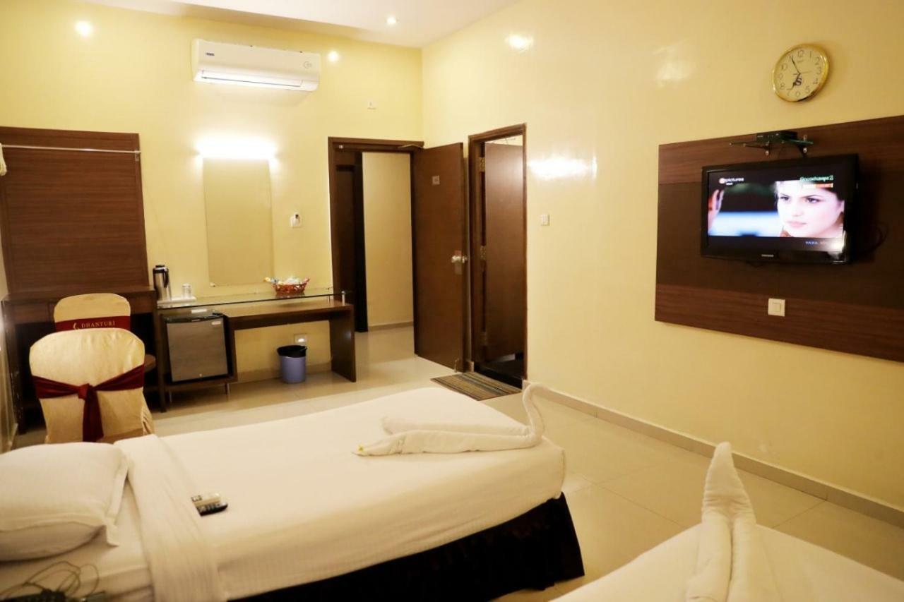 Hotel Swagath Grand Nagole Haidarábád Kültér fotó
